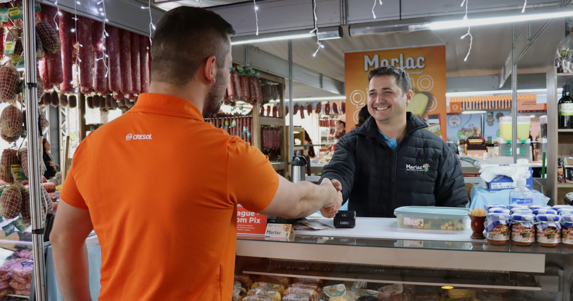 Cooperativa reforça trabalho junto à agricultura familiar durante a Expointer img 6 15