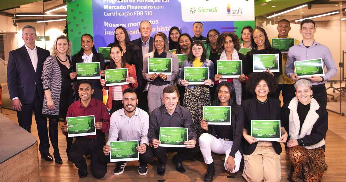 Projeto de inclusão social de cooperativa forma jovens para mercado financeiro img 5 5