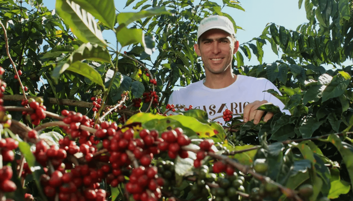 Frente Parlamentar do Café é relançada, coop representa 55% da produção nacional Frente Parlamentar do Café é relançada, coop representa 55% da produção nacional