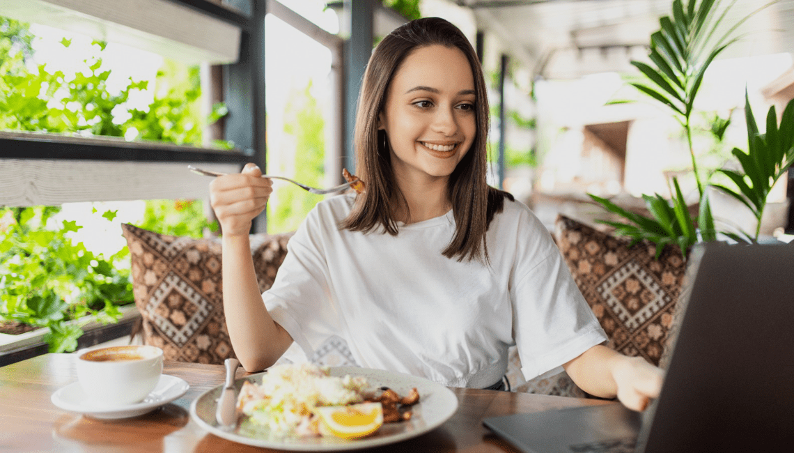 Instituição financeira cooperativa anuncia parceria com a VR