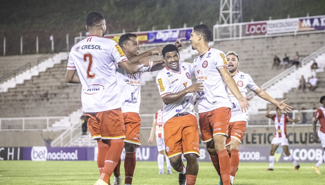 Cooperativa de crédito tem o esporte como uma das frentes para cooperar com a sociedade Cooperativa de crédito tem o esporte como uma das frentes para cooperar com a sociedade