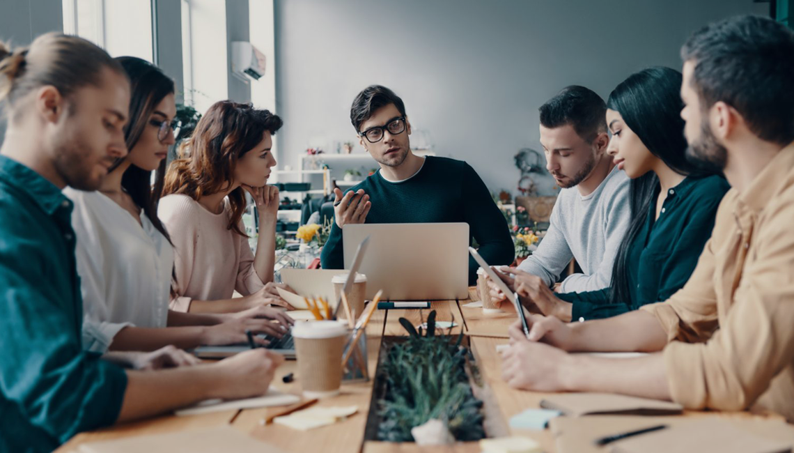 Lideranças humanizadas e criativas se destacam em meio a um novo mercado Lideranças humanizadas e criativas se destacam em meio a um novo mercado