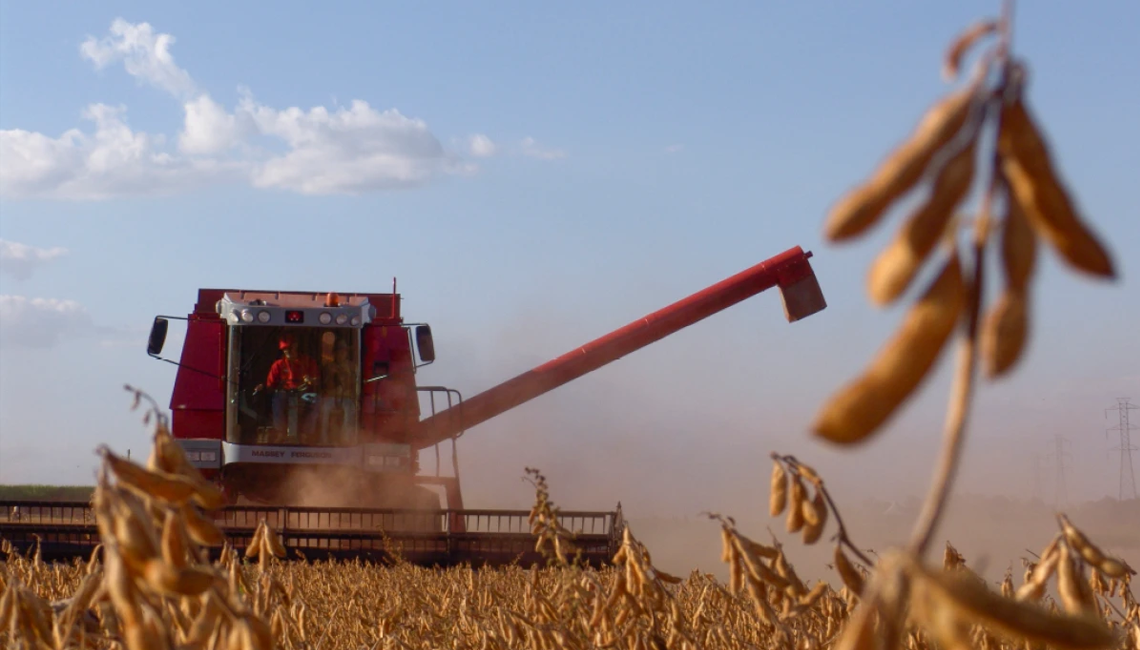 Agro dispara em 2023 e mantém setor otimista Agro dispara em 2023 e mantém setor otimista