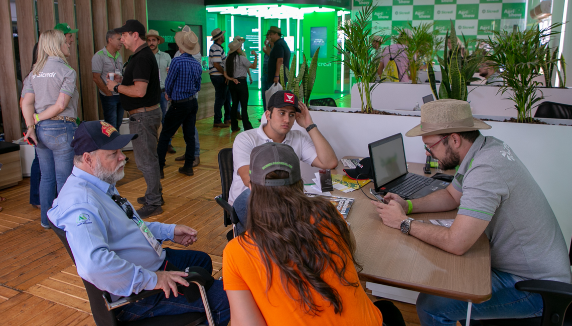 Cooperativas de crédito antecipam potencial de negócios durante a Agrishow Cooperativas de crédito antecipam potencial de negócios durante a Agrishow