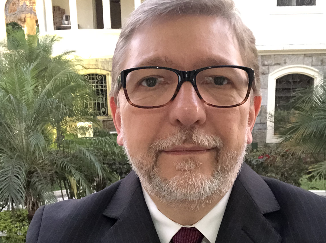 A produtividade no modelo de trabalho híbrido traz melhorias no serviço e aproxima clientes – Sylvio Herbst é diretor comercial da 5F Soluções em TI Sylvio Herbst é diretor comercial da 5F Soluções em TI