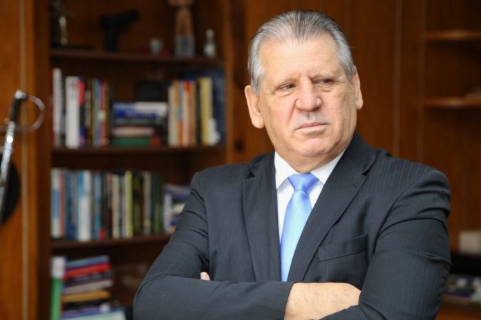 O cooperativismo, a industrialização e a agregação de valores ao campo – Dilceu Sperafico é deputado federal pelo Paraná e ex-chefe da Casa Civil do Estado Dilceu Sperafico é deputado federal pelo Paraná e ex-chefe da Casa Civil do Estado