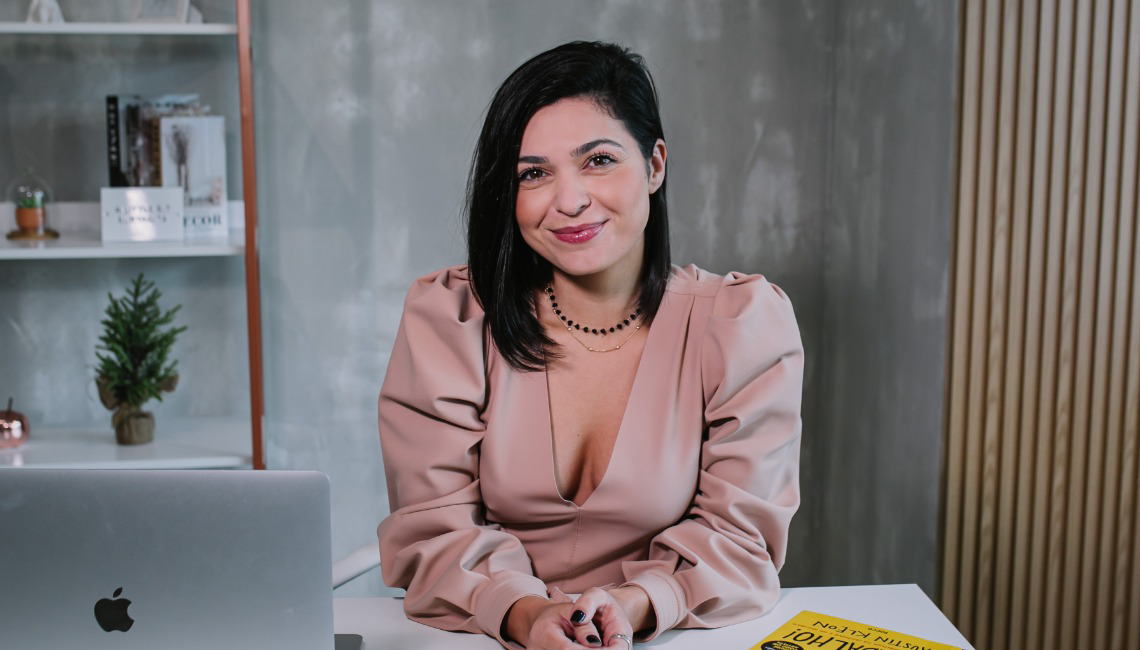 Por que a inserção das mulheres é um movimento necessário para o mundo corporativo – Jéssica Simões é estrategista e LinkedIn Creator Jéssica Simões é estrategista e LinkedIn Creator