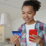 Contas bancárias abertas por jovens entre 15 e 24 anos cresceu nos últimos 10 anos