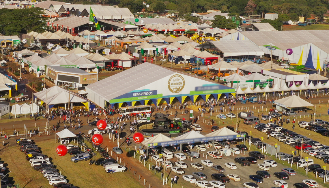 Cooperativa apresenta oportunidades de negócios com Barter na Agrishow 2023 Cooperativa apresenta oportunidades de negócios com Barter na Agrishow 2023