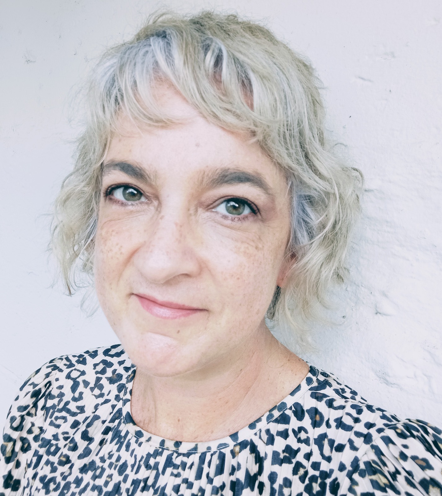 Carolina Proaño é Chefe de DEI e Meio Ambiente para Latam Intersect PR