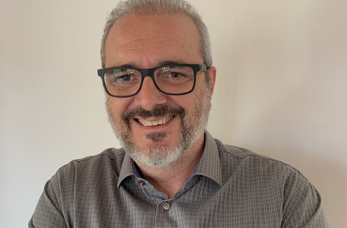 O Crescimento do Intraempreendedorismo nas Cooperativas: Estímulo à Inovação e Desenvolvimento Sustentável  Luis Claudio Silva é Sócio- Diretor da MundoCoop