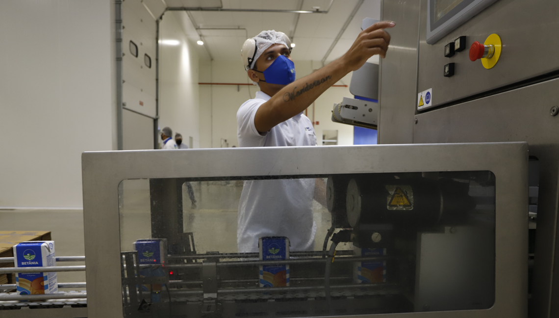 Cooperativa no Alagoas inaugura primeira fábrica de leite em pó da agricultura familiar Cooperativa no Alagoas inaugura primeira fábrica de leite em pó da agricultura familiar