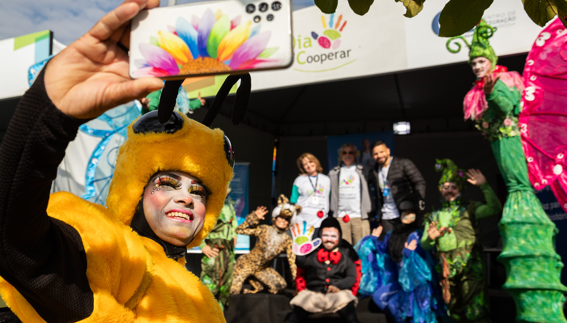 Cooperativas da região Sul levam cultura e ações de sustentabilidade para as comunidades no Dia C Cooperativas da região Sul levam cultura e ações de sustentabilidade para as comunidades no Dia C