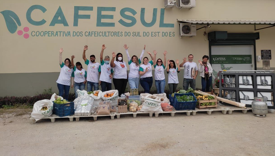 Cooperativas capixabas realizam ações voluntárias para reduzir desigualdades sociais Cooperativas capixabas realizam ações voluntárias para reduzir desigualdades sociais