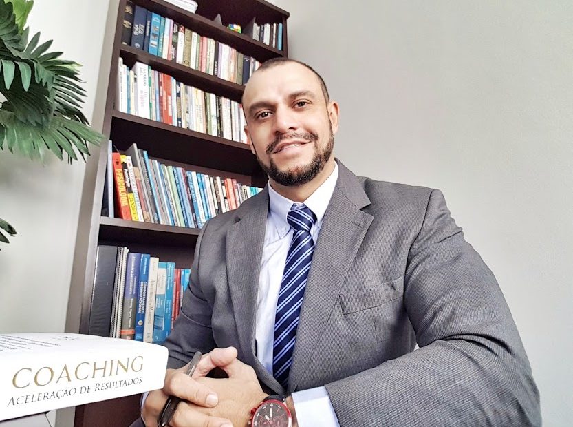 Rodrigo Solano é Especialista em Internacionalização