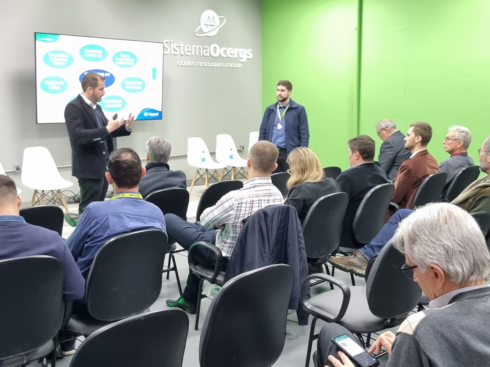 Cooperativas são habilitadas a comercializar energia para todo o Brasil