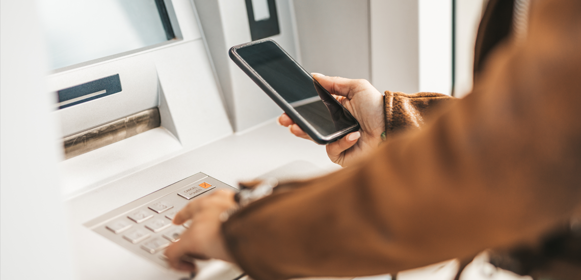 Cooperativas chegam a 7% dos depósitos bancários e viram alternativa aos bancos Cooperativas chegam a 7% dos depósitos bancários e viram alternativa aos bancos