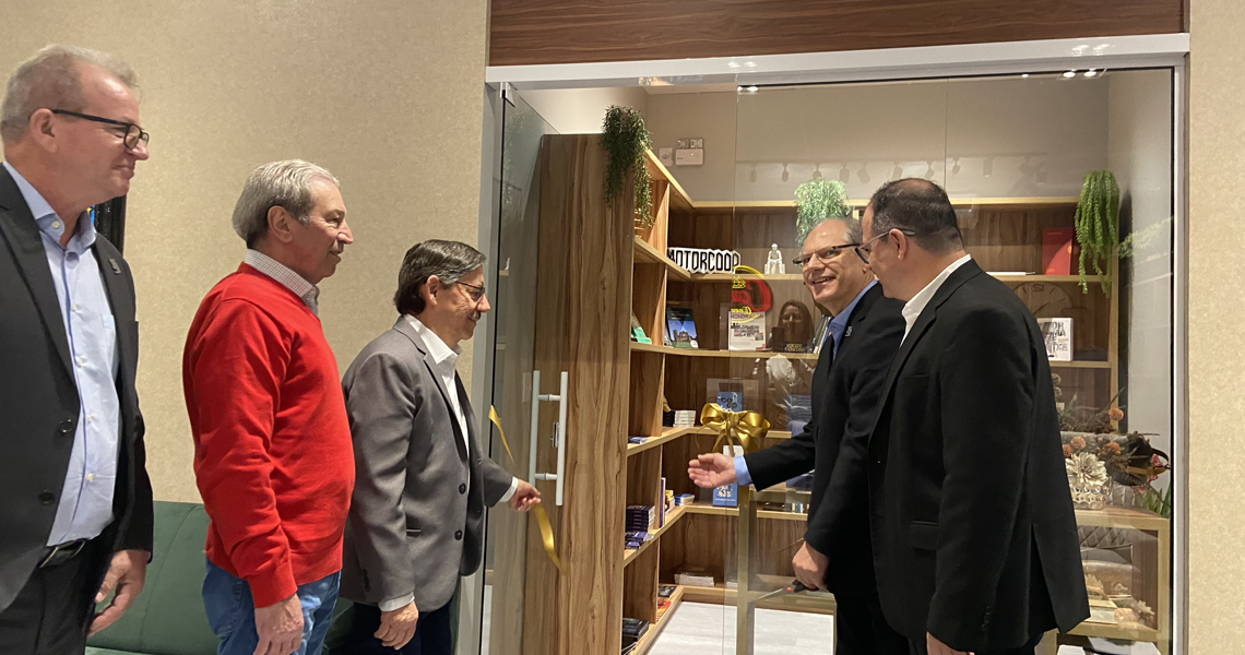 Unicred União inaugura a Livraria do Cooperativismo Unicred União inaugura a Livraria do Cooperativismo