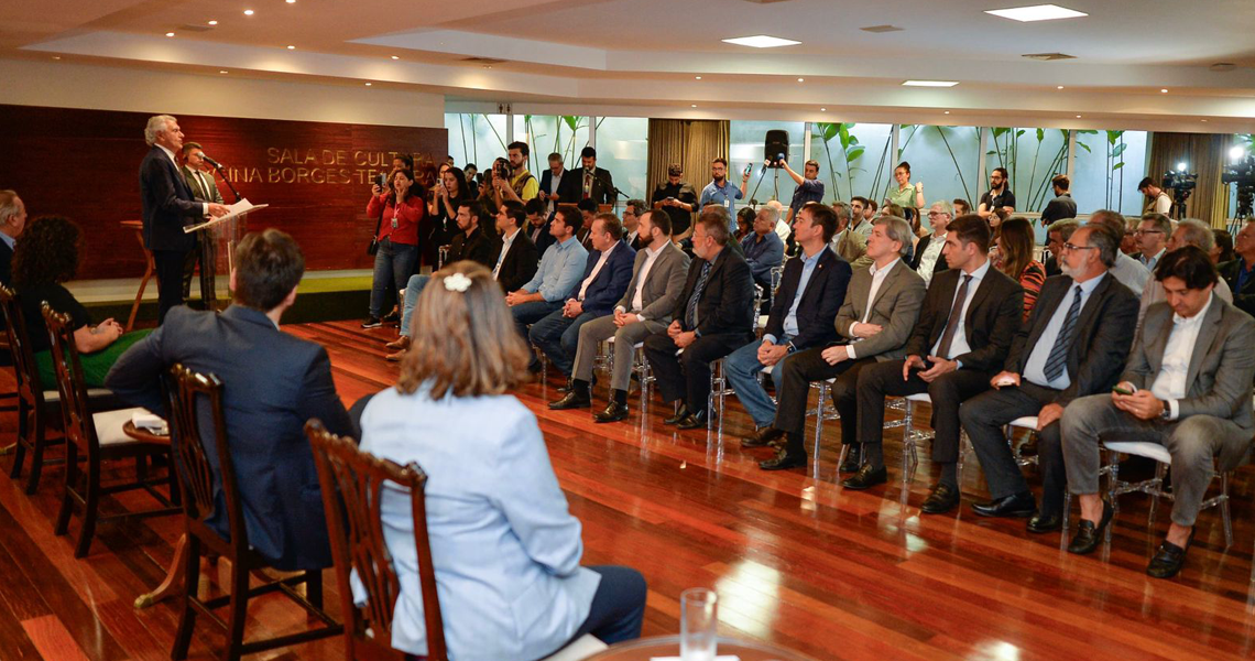 Sistema OCB/GO assina pacto inédito para zerar desmatamento ilegal até 2030