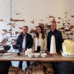 Cooperativa visita berço do cooperativismo em em Manchester, na Inglaterra