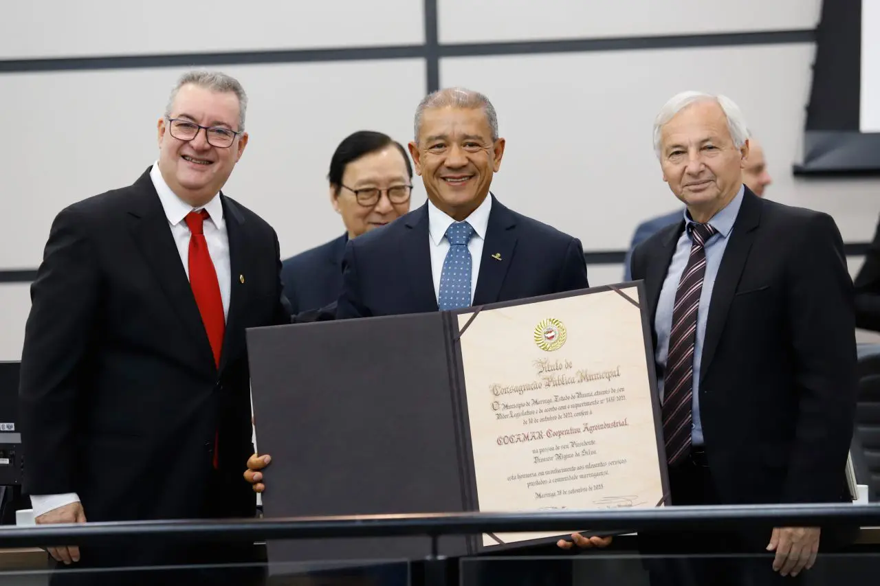 Cooperativa recebe título de Consagração Pública