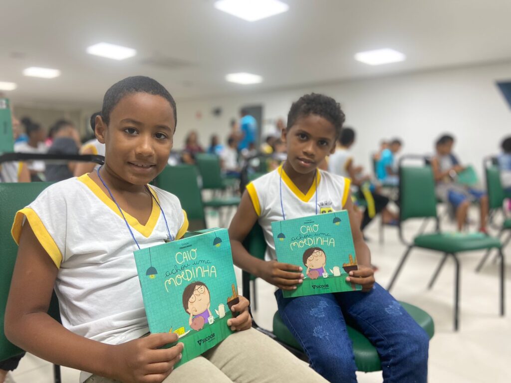 Concurso cultural sobre cooperativismo premia alunos do Grupo Escolar Leonor Pacheco