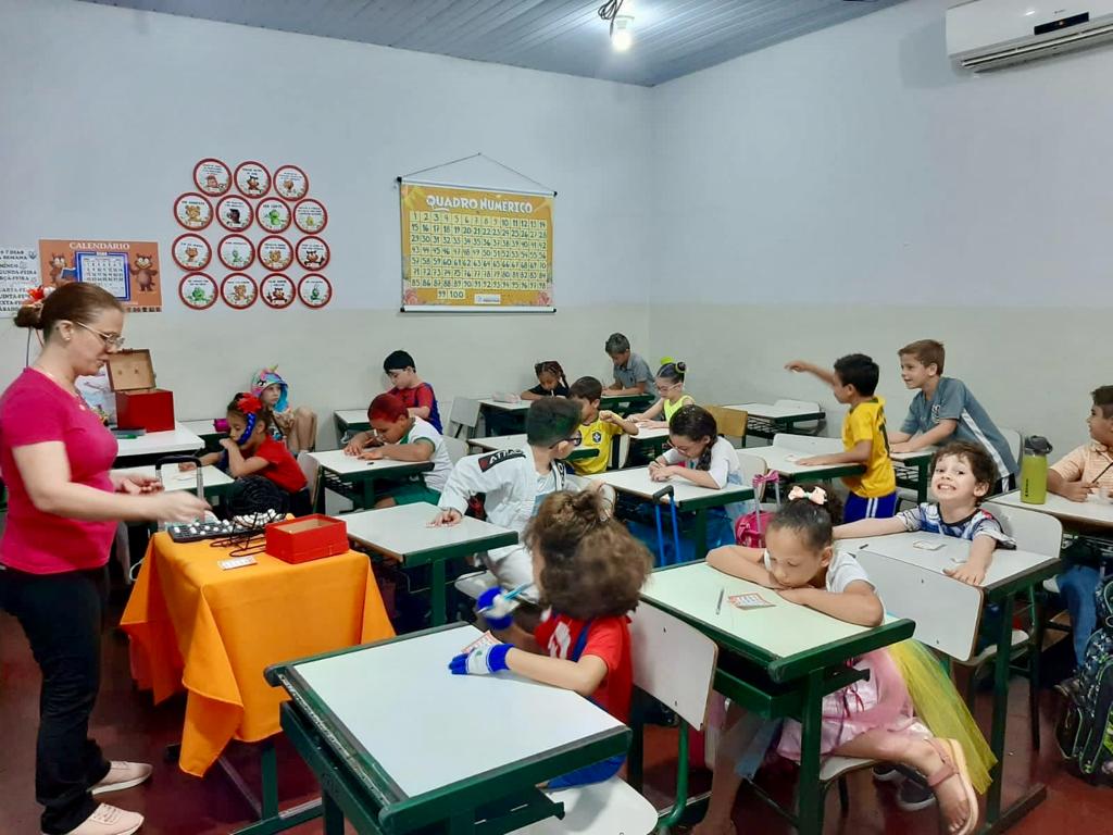 Cooperativas de ensino crescem em Goiás Cooperativas de ensino crescem em Goiás