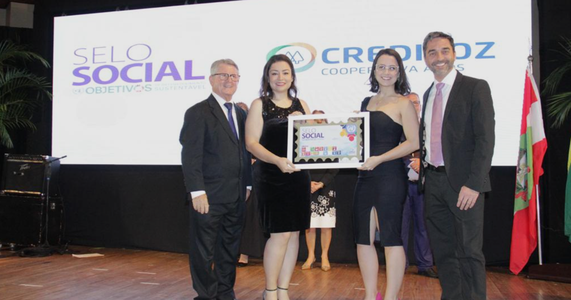Cooperativa recebe Selo Social Itajaí pelo reconhecimento em sete projetos sociais