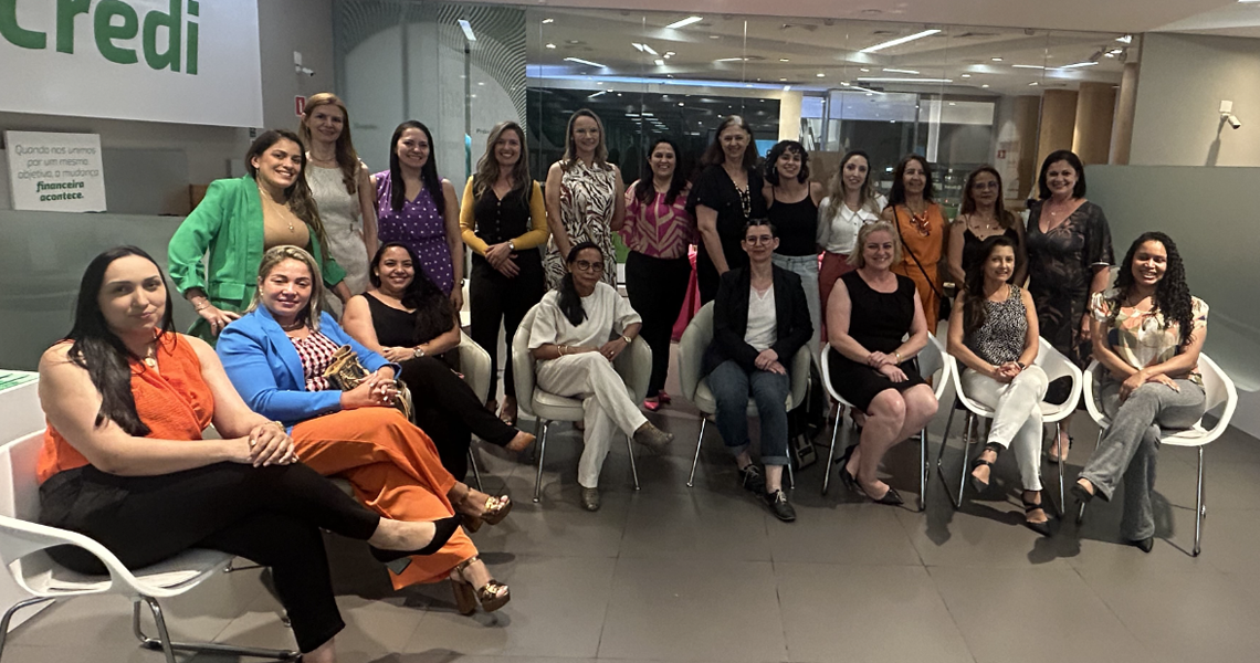 Cooperativa formaliza seu primeiro Comitê Mulher em São Paulo