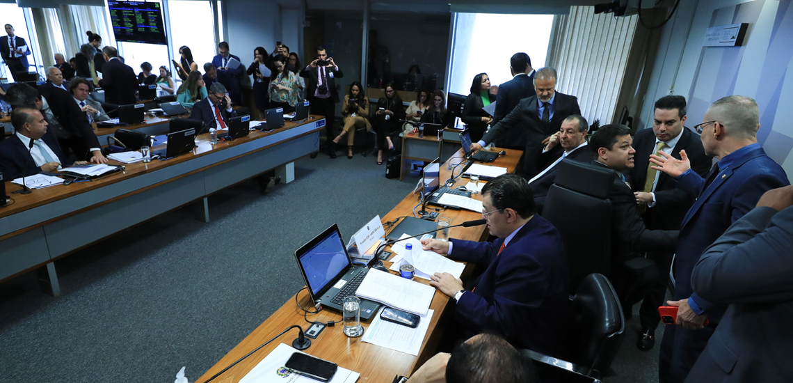 Parecer da Reforma tributária é aprovado pela CCJ do Senado Parecer da Reforma tributária é aprovado pela CCJ do Senado