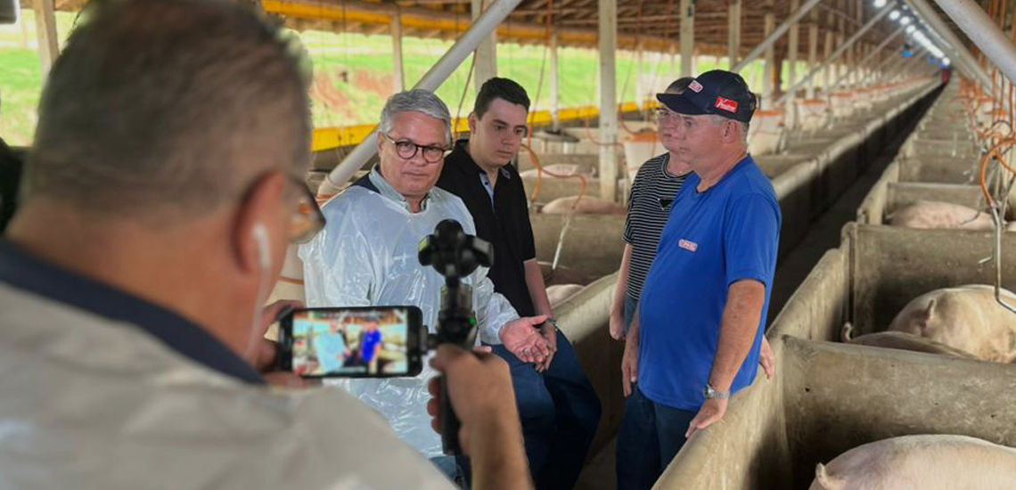 Suinocultor cooperado vence o Prêmio Orgulho da Terra Suinocultor cooperado vence o Prêmio Orgulho da Terra