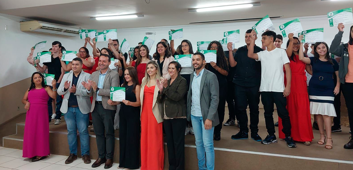 Parceria entre cooperativa e Apae possibilita projeto gratuito de inclusão digital 6 3
